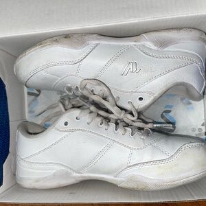 Varsity Cheer Shoes Size 3y